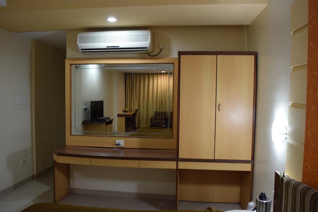 Jai Residency Gandhidham Room photo